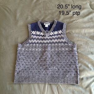 Xhilaration Knit V-Neck Sweater Vest in Gray and Navy